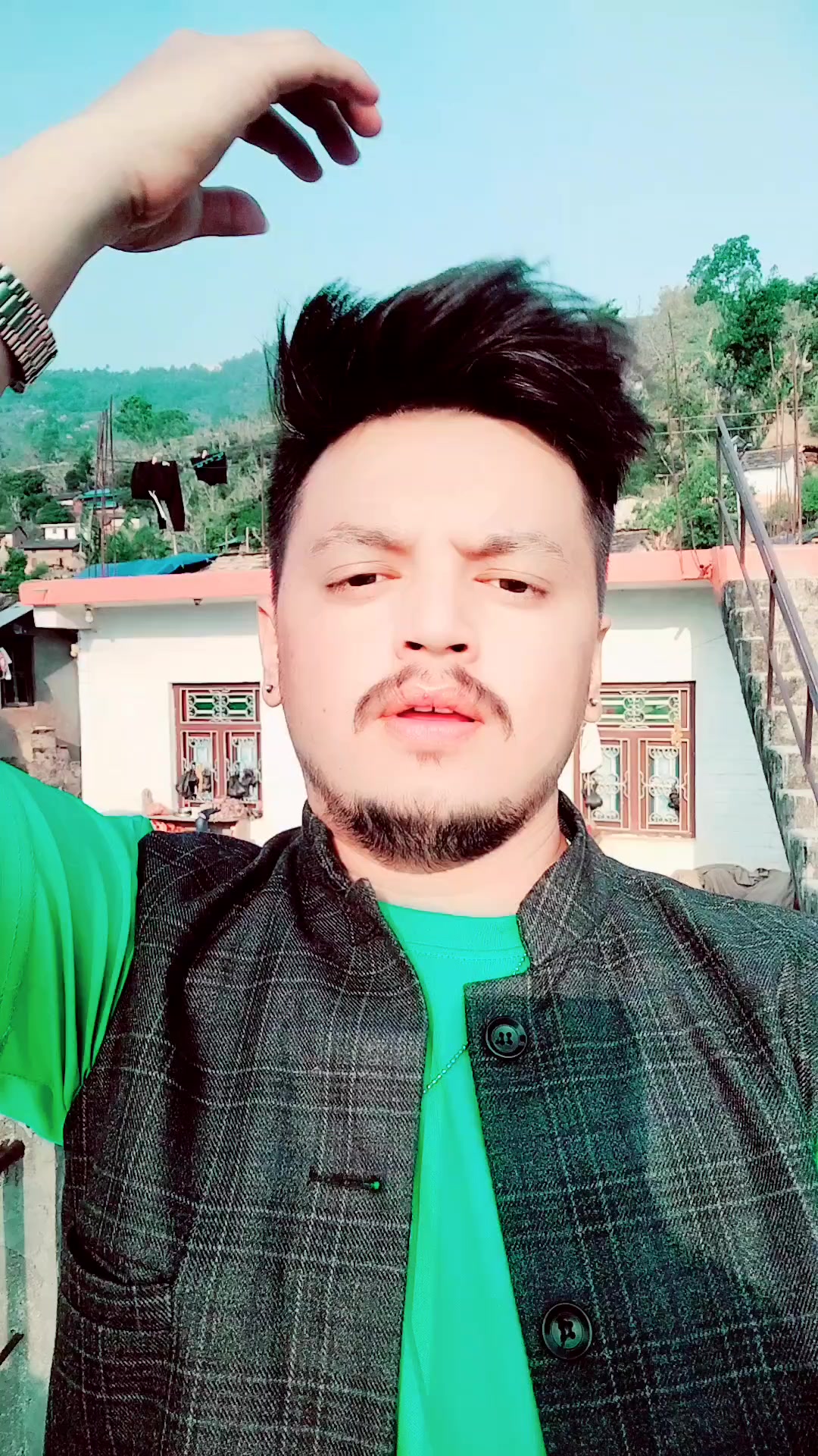 @Lazza Hikmat