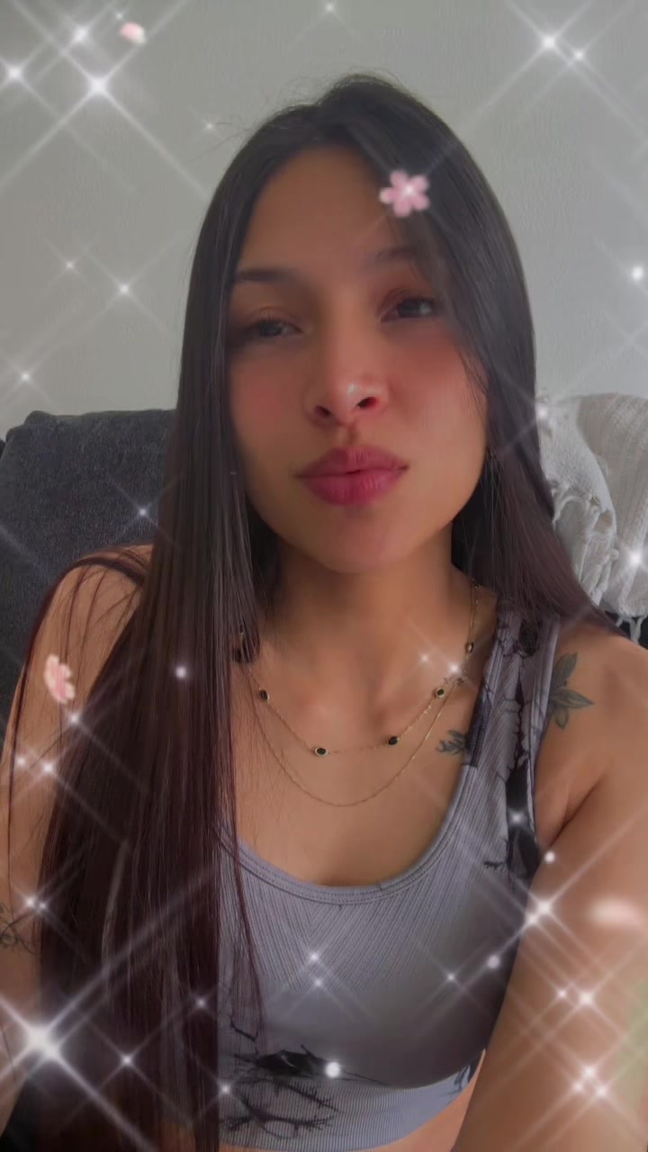 @leydiLaura