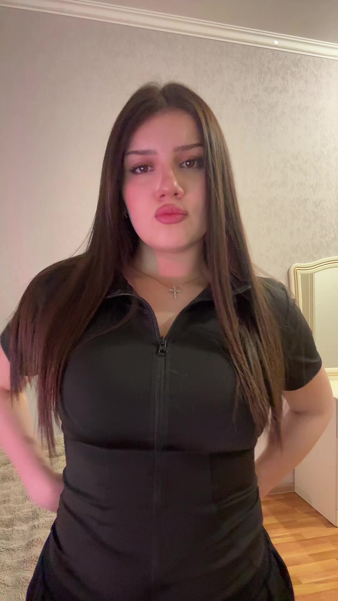 @𝔃