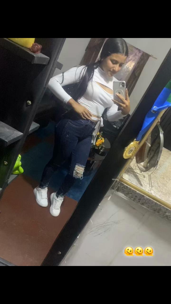 @Shirlëy★.