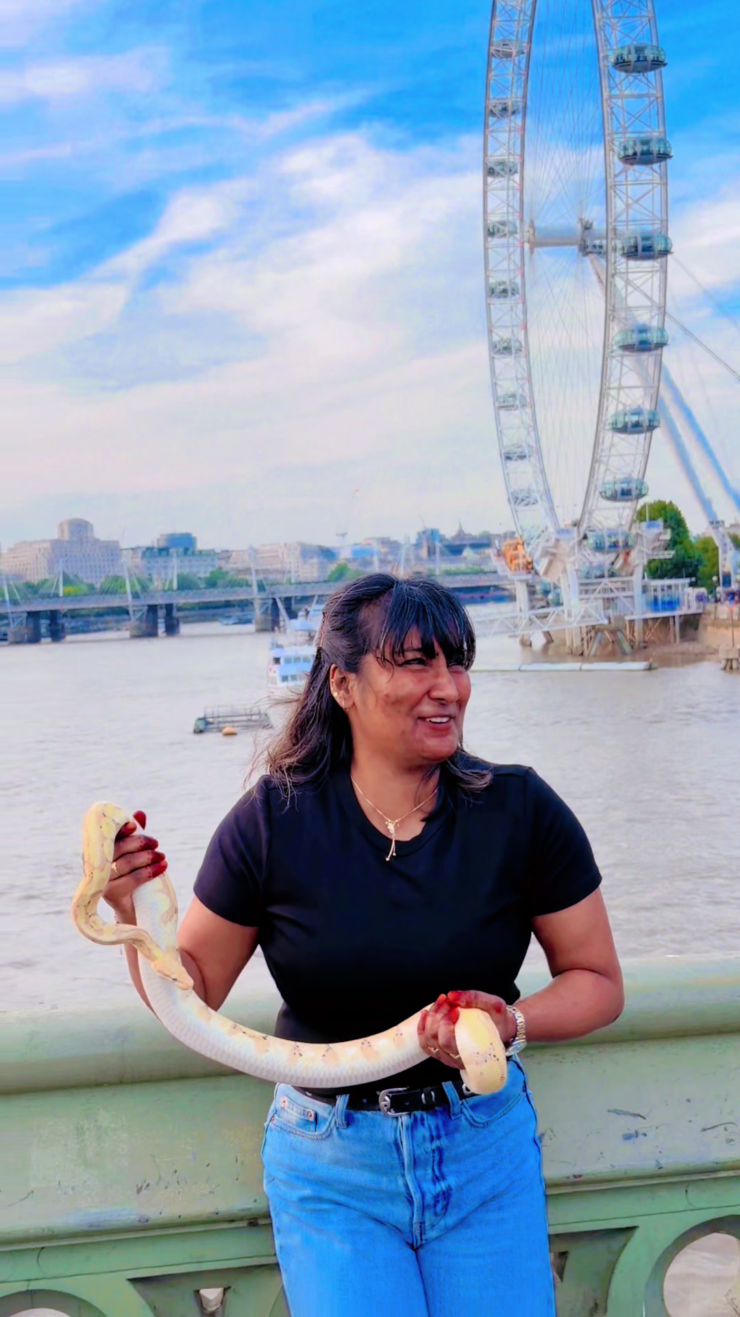 @Sujata🖤🇬🇧🇧🇩