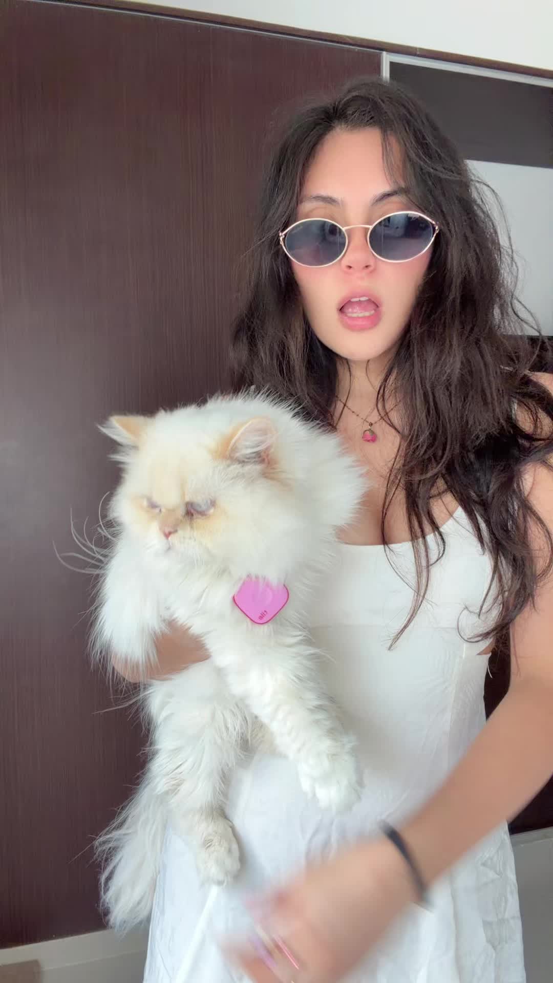 @MayaOlmos