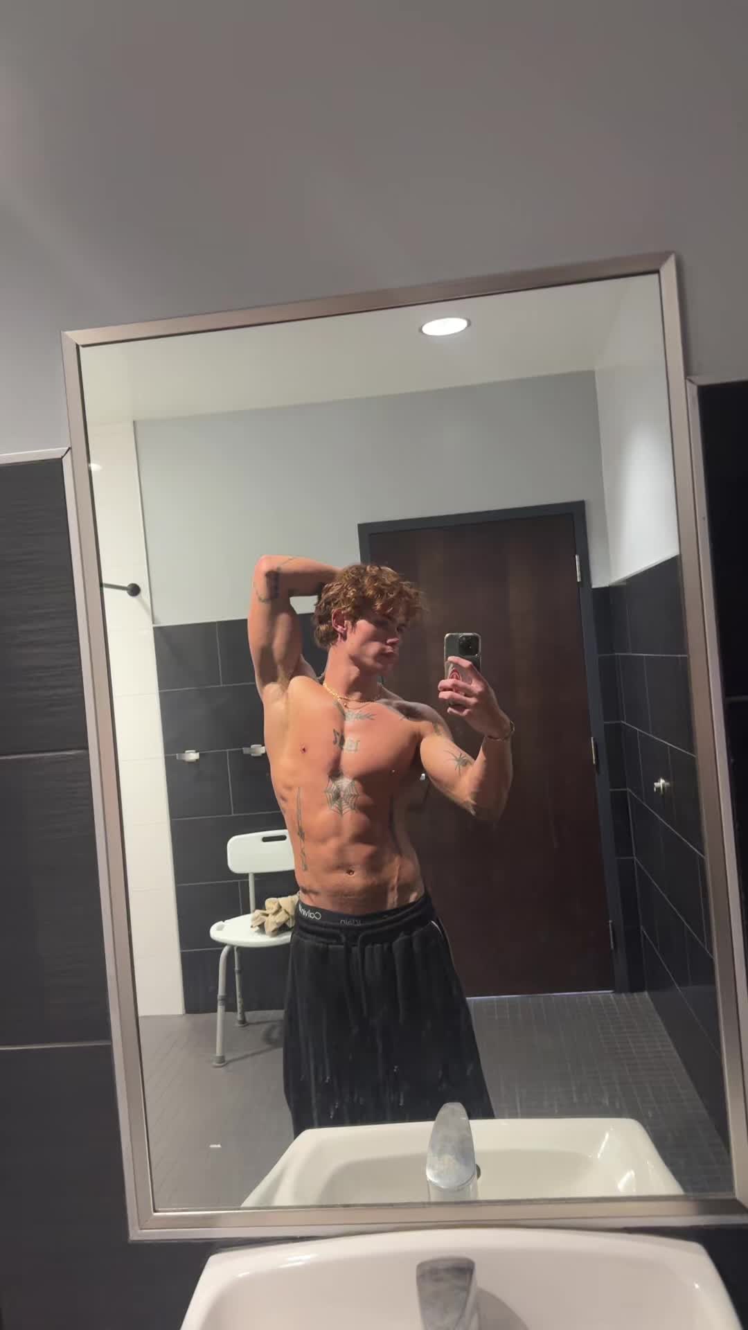@e