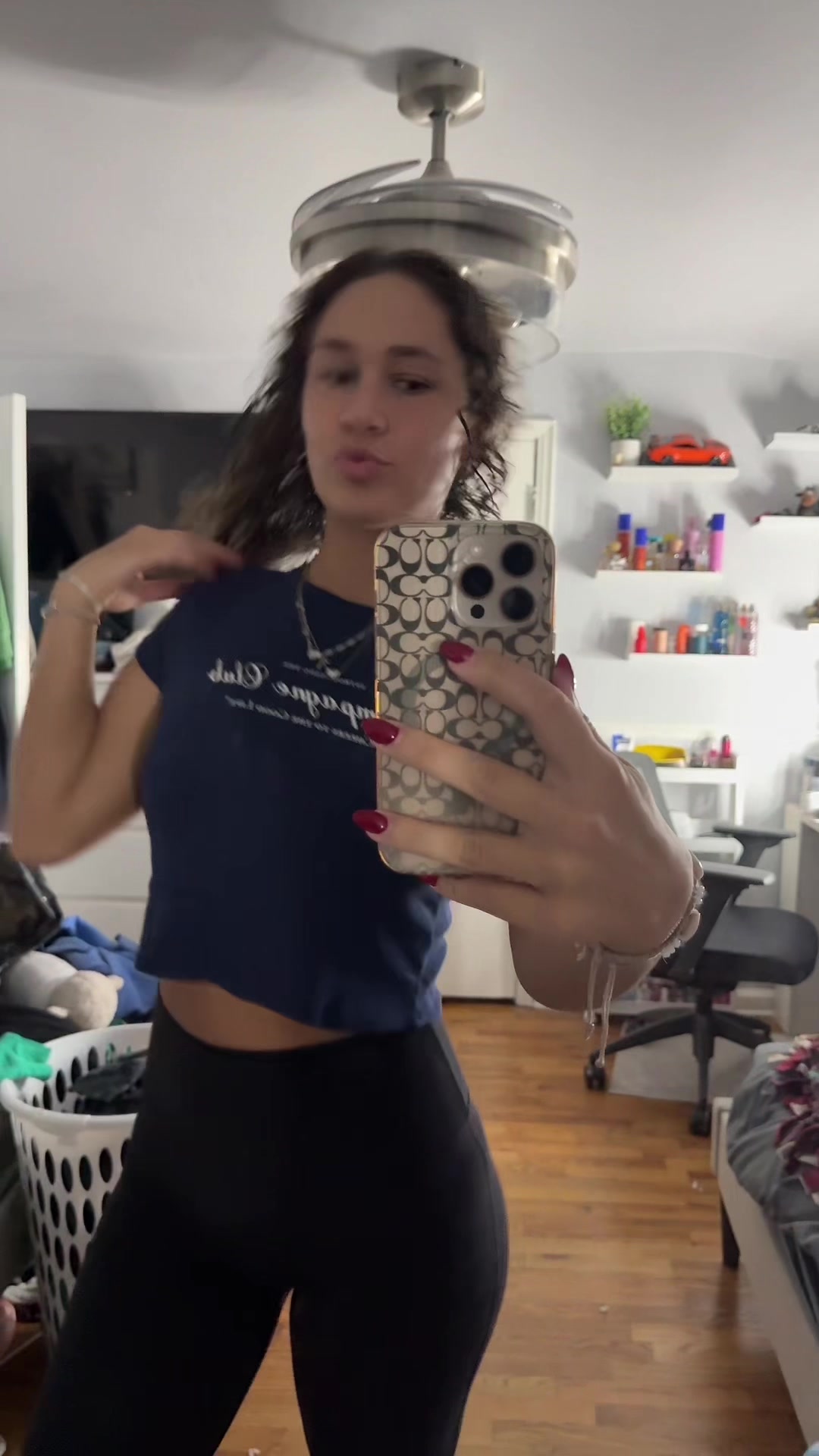 @bellasspams1017