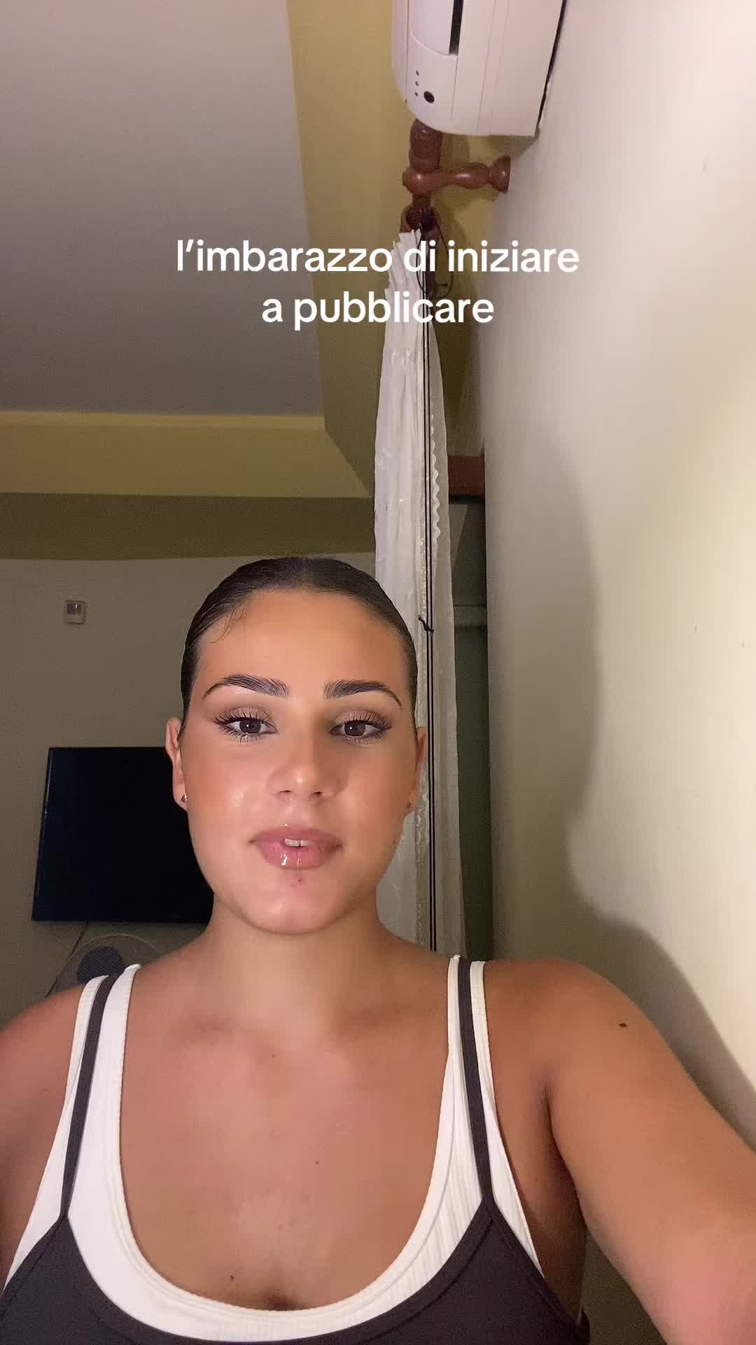 @🍒🪩🍸💋