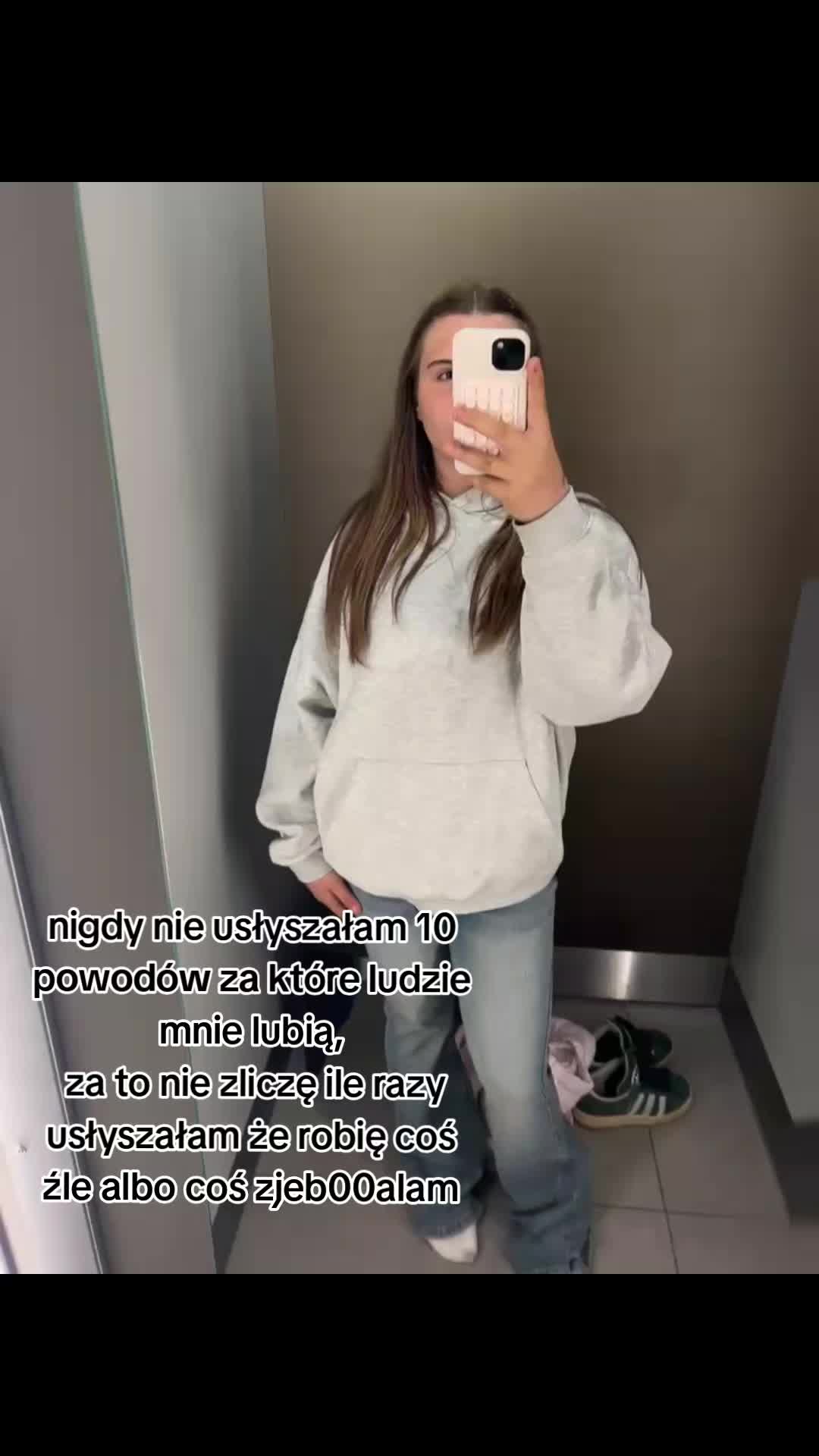@😳