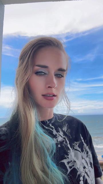 @Ťĩfffäñÿÿÿ! 🖤