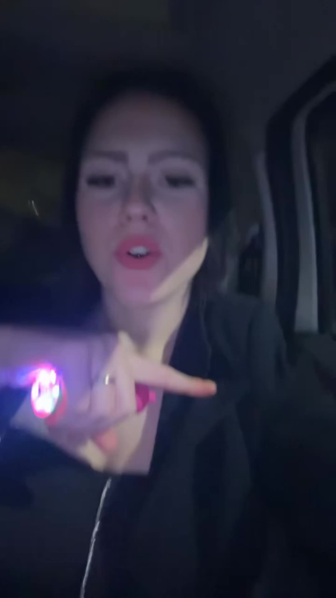 @𝑒𝑣𝑎