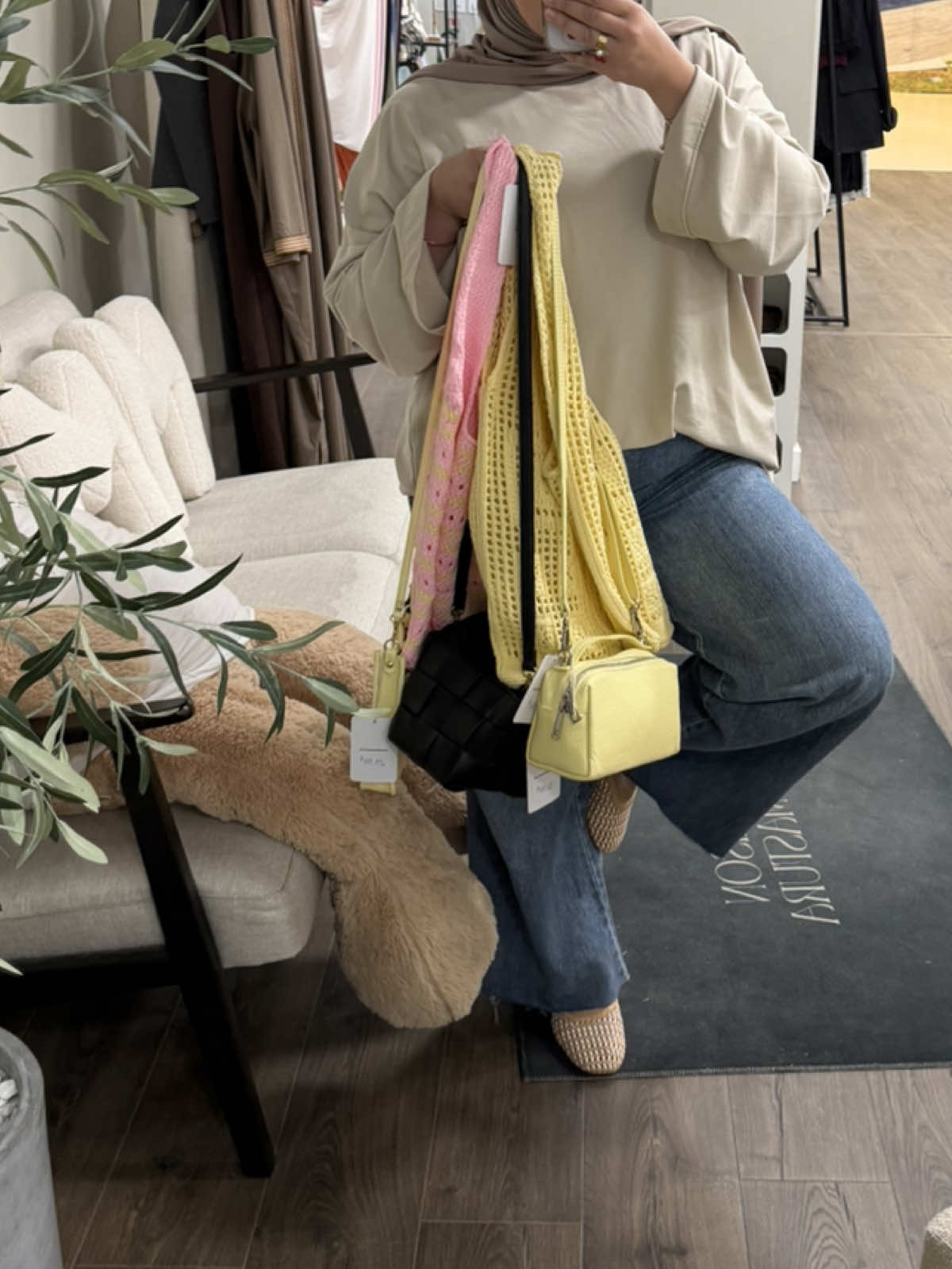 @MAISON MASTURA