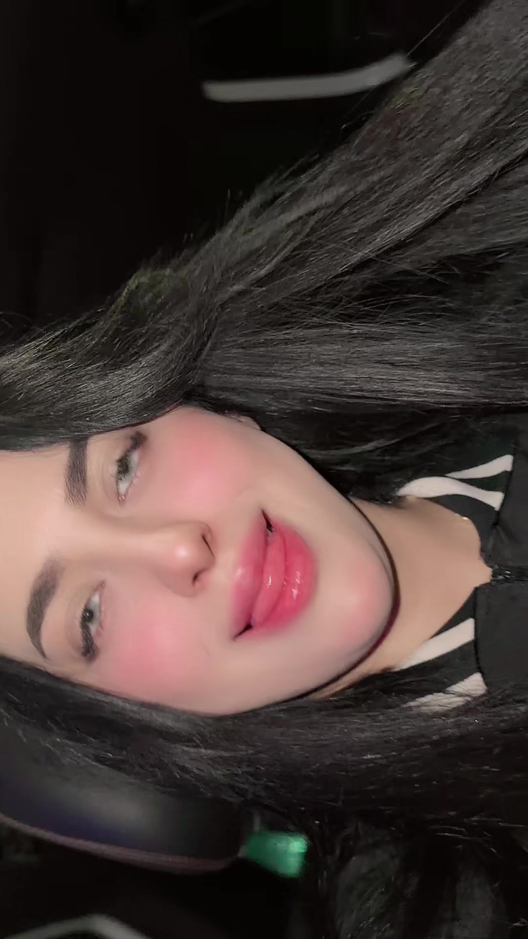 @بنت الحاج 🤑👑