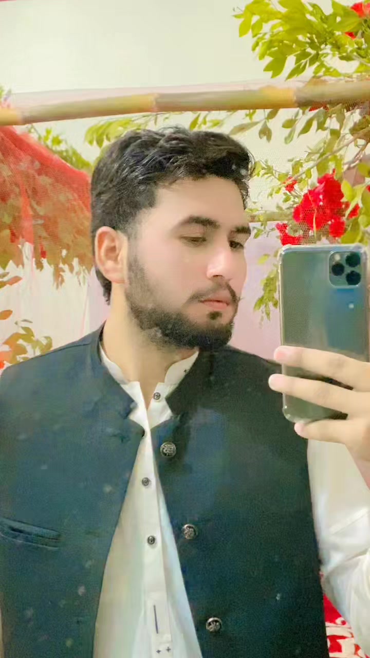 @𝑯𝒂𝒔𝒏𝒂𝒊𝒏 𝑩𝒂𝒋𝒘𝒂🦅