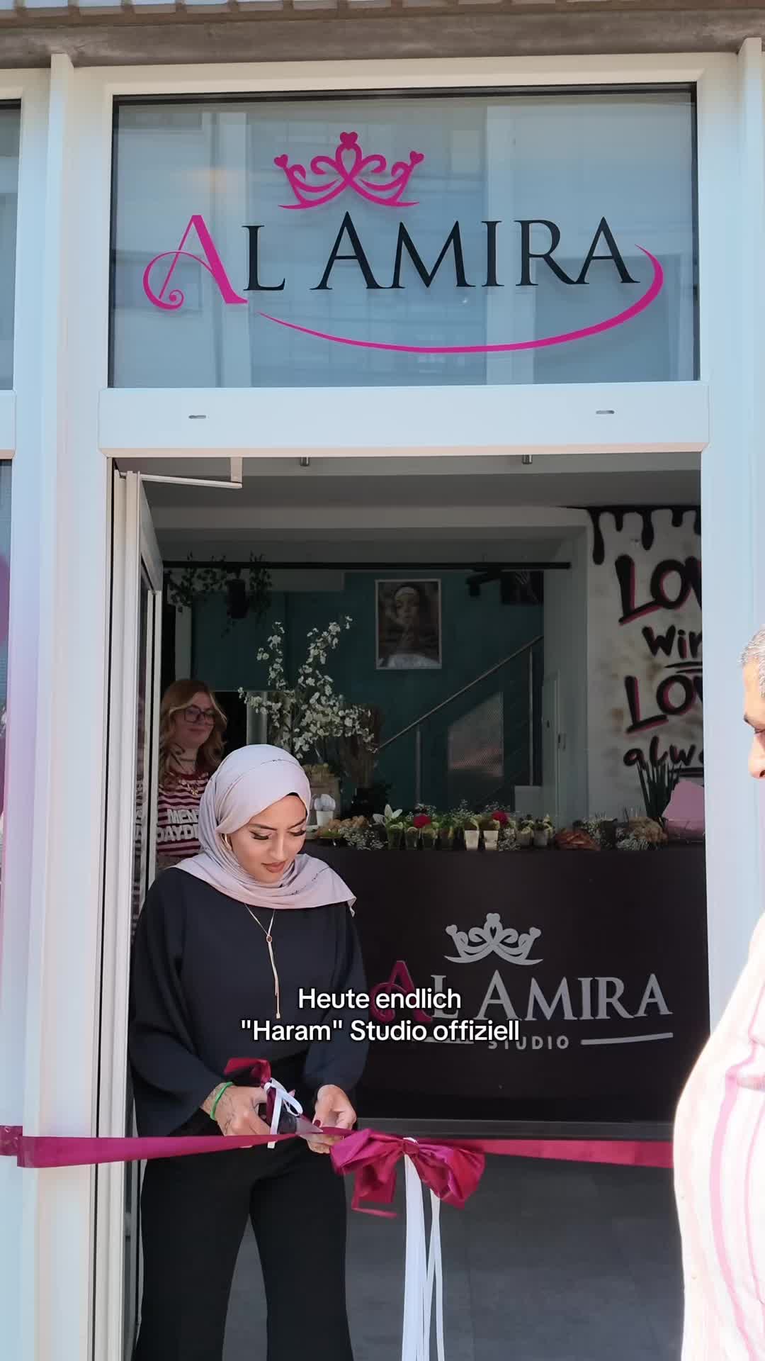 @amira_INK