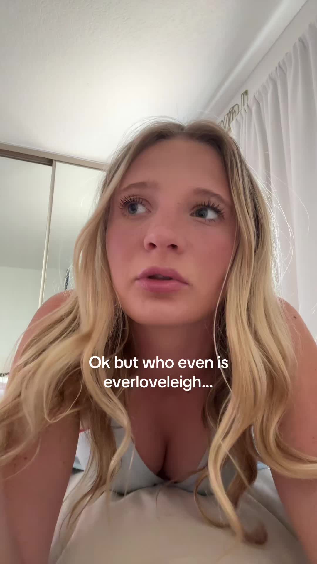 @charleeneske