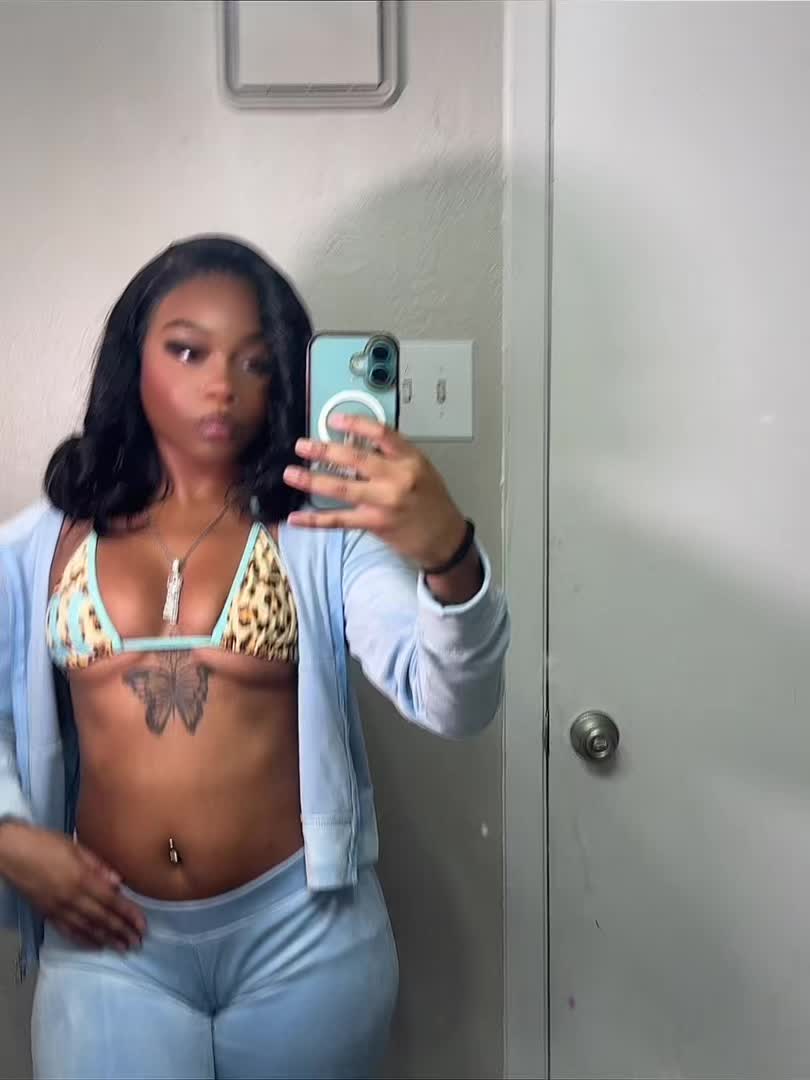 @Asian Doll 🩵