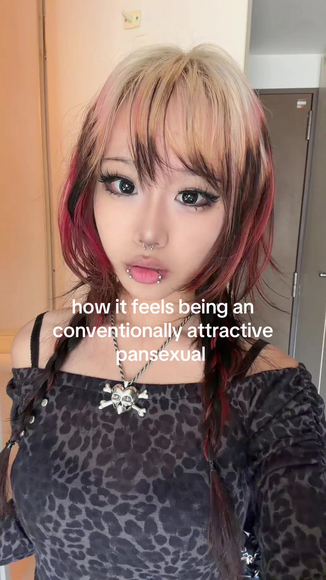 @momo