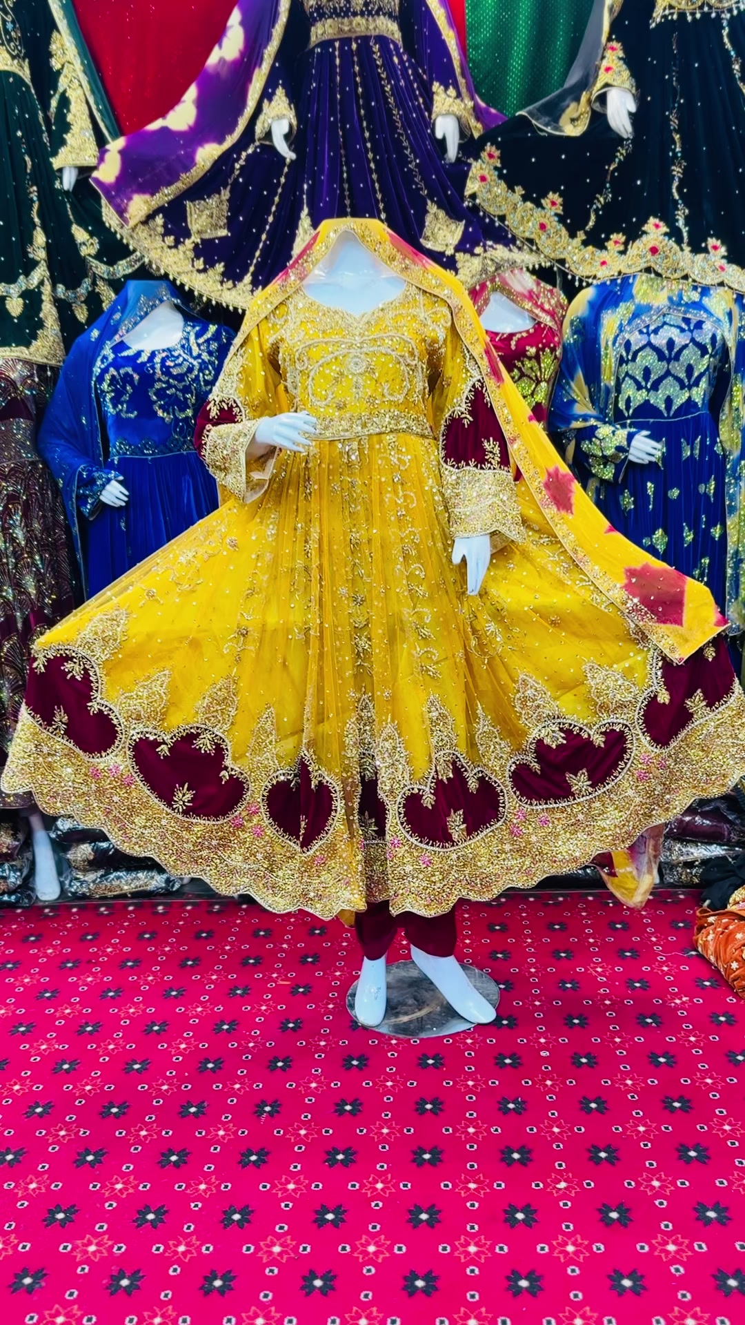 @نیو لباس گارمنٹس