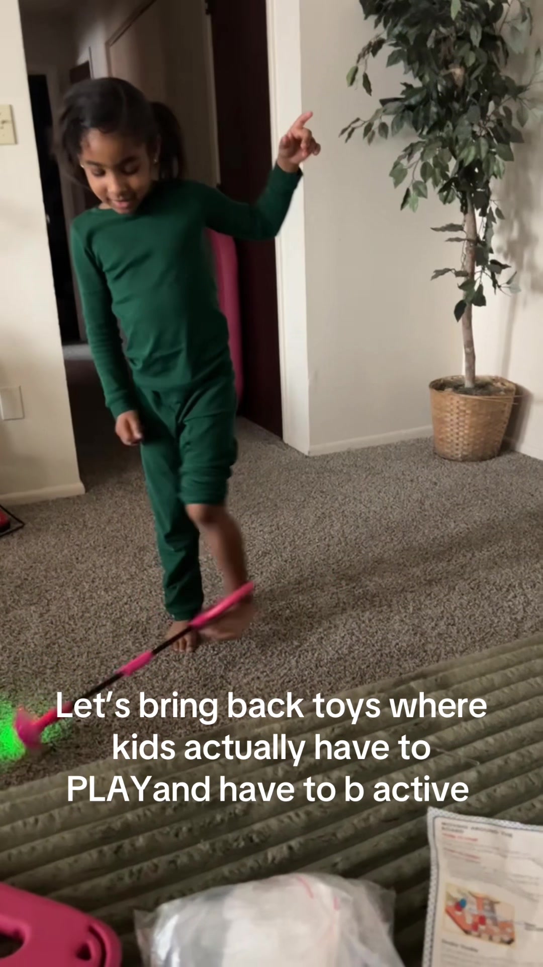 @Charlie&rsquo;s mom