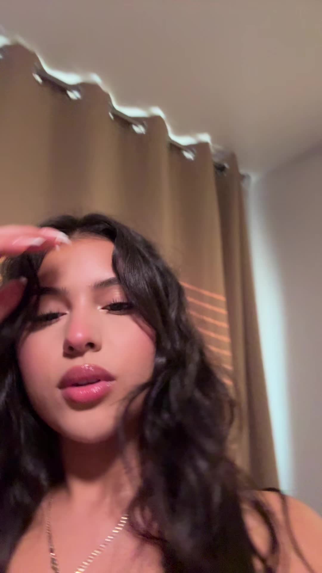 @lifeofanahi