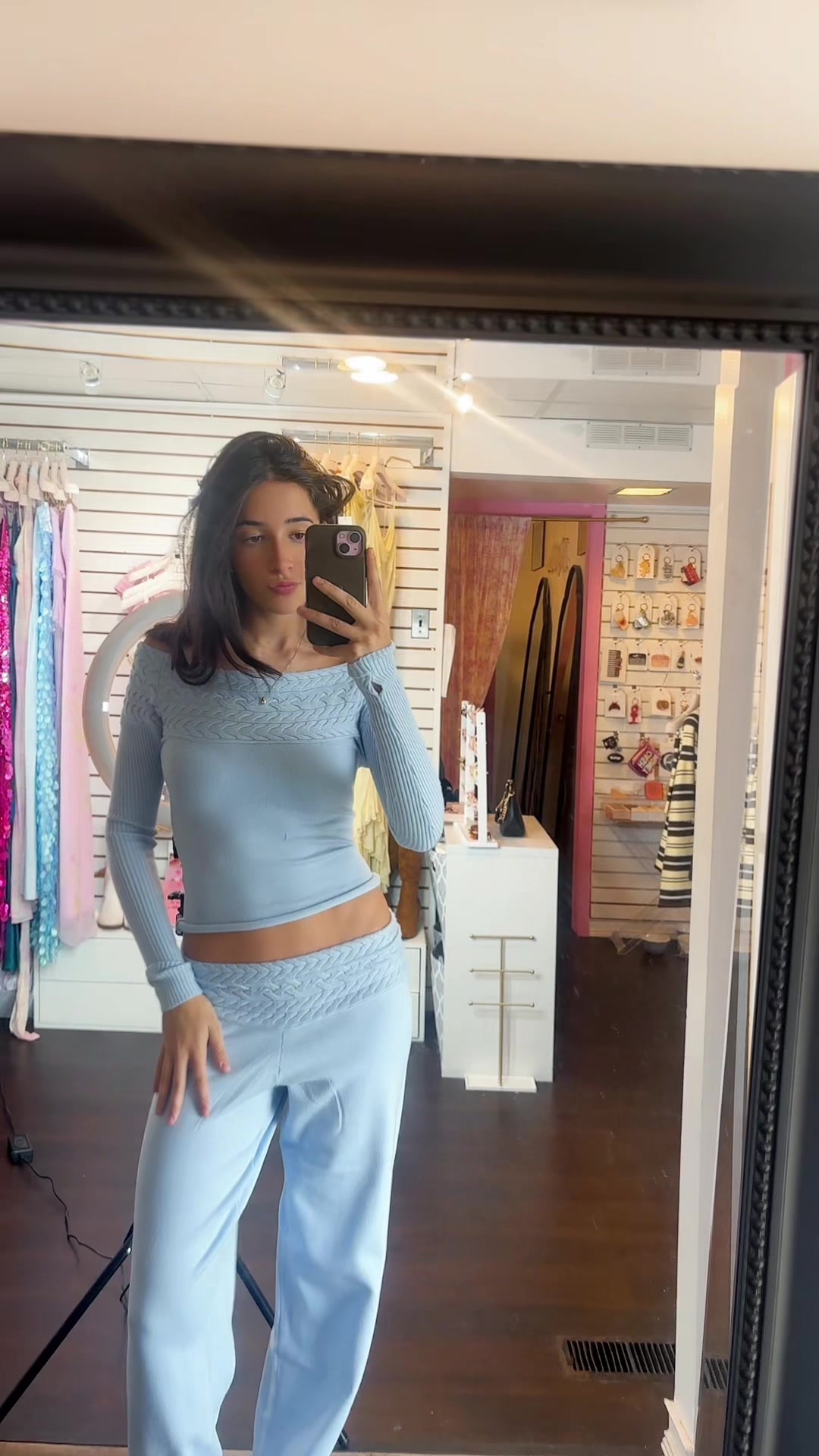 @OnFemme by Lindsey&rsquo;s Kloset