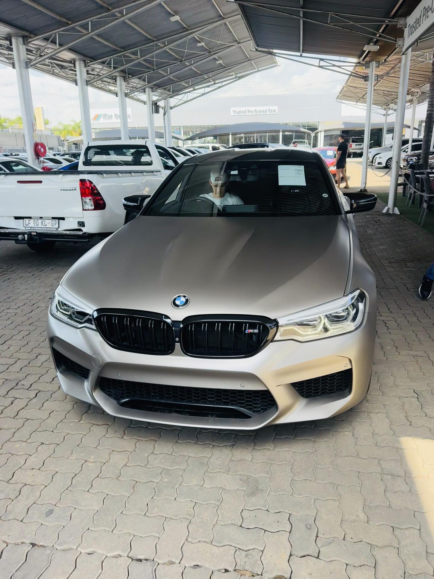 @thehubofcars