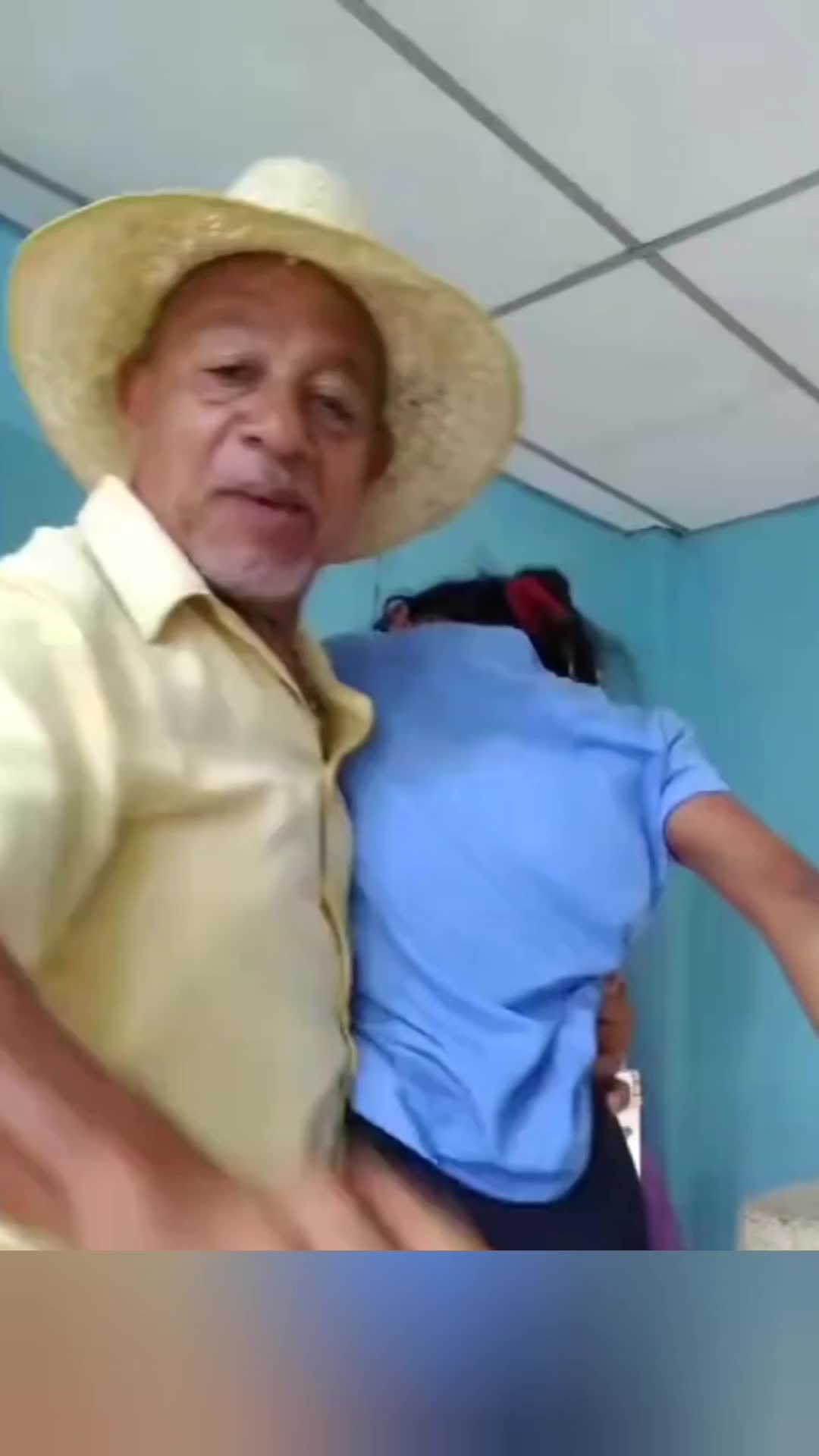 @عالم القصص