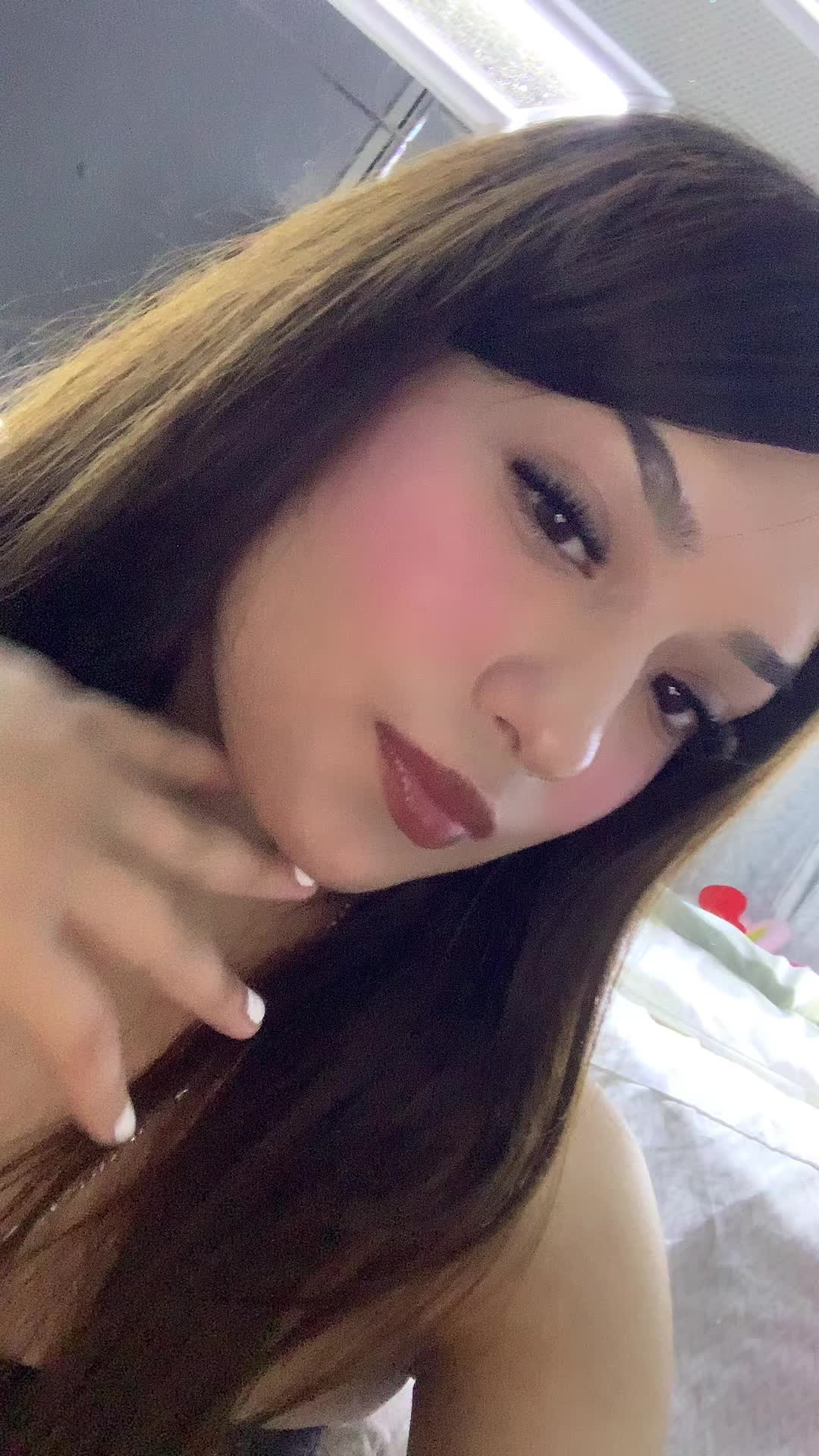@Chloe