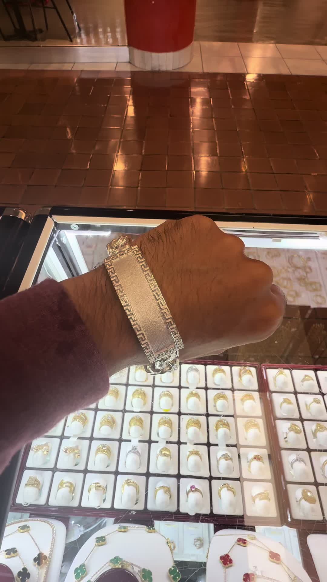 @AliJewelers