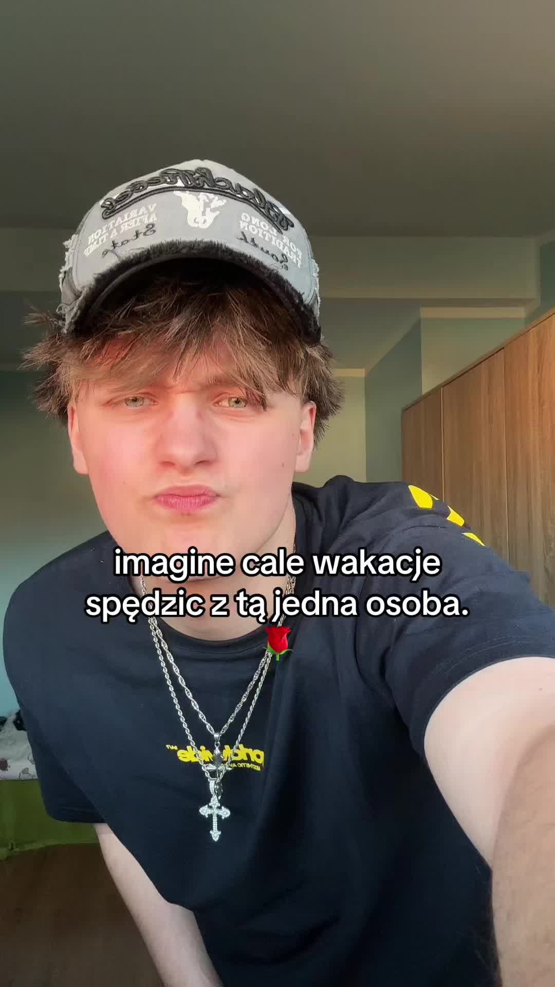 @redrosetroy