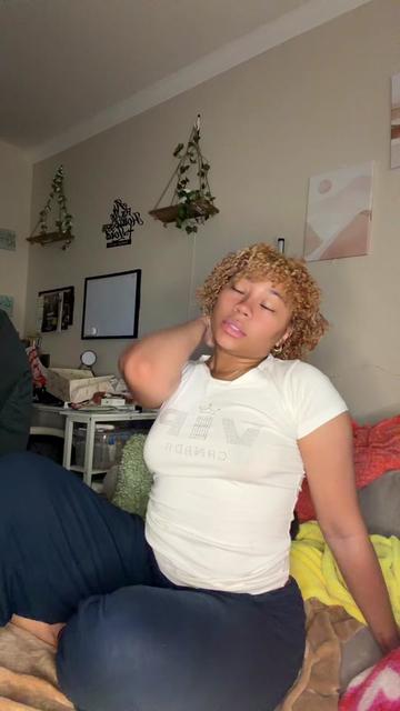 @Sekquiree