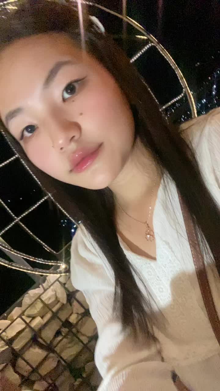 @mira pradhan🌼