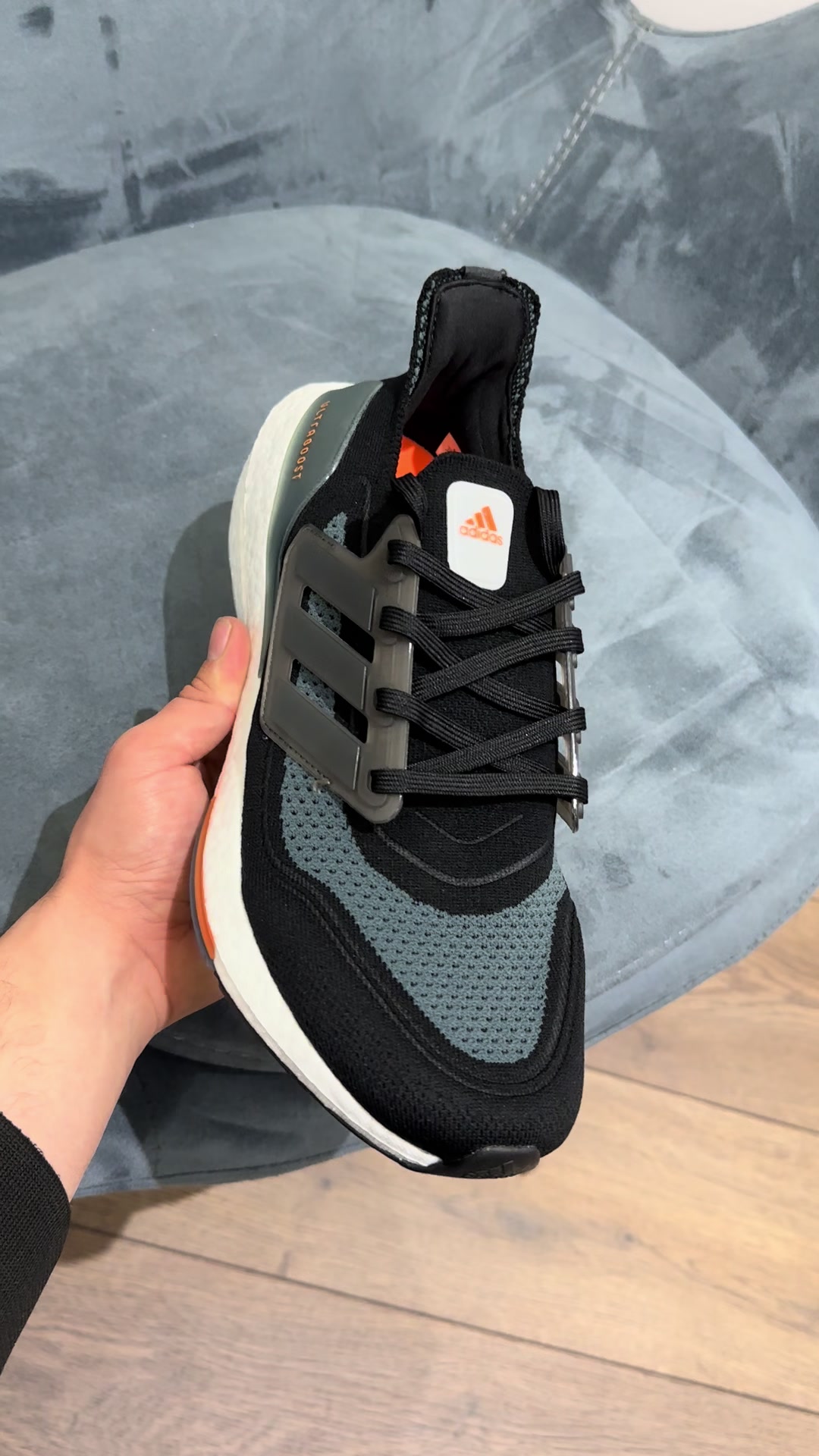 @S4m_sneakers