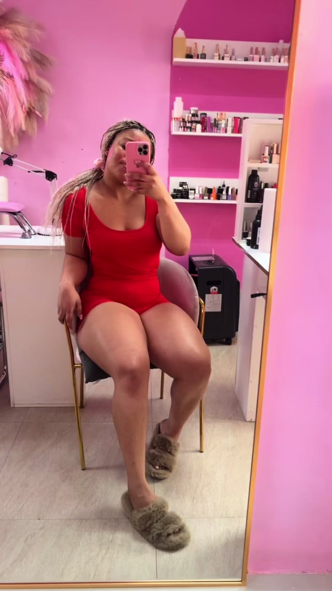 @NompiloMhlangatheNailtech