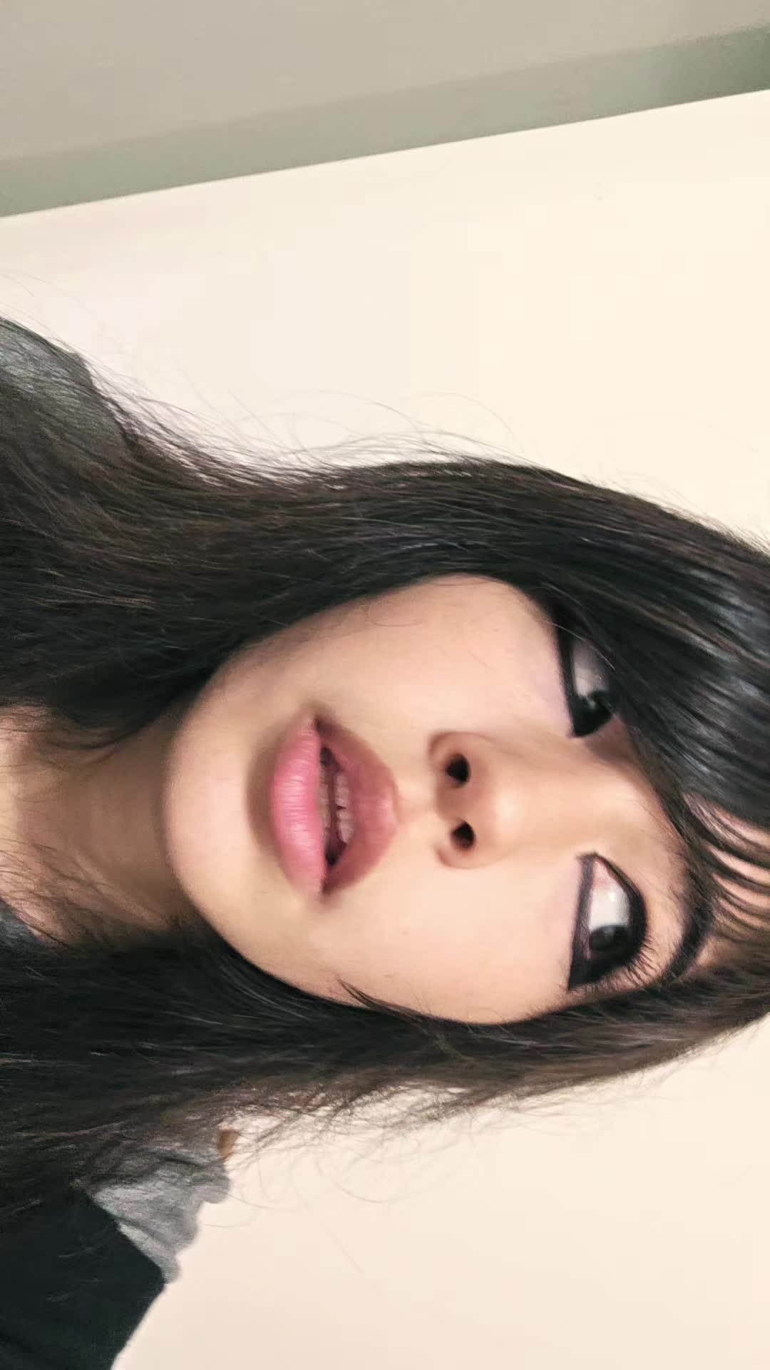 @bunniixy🧁