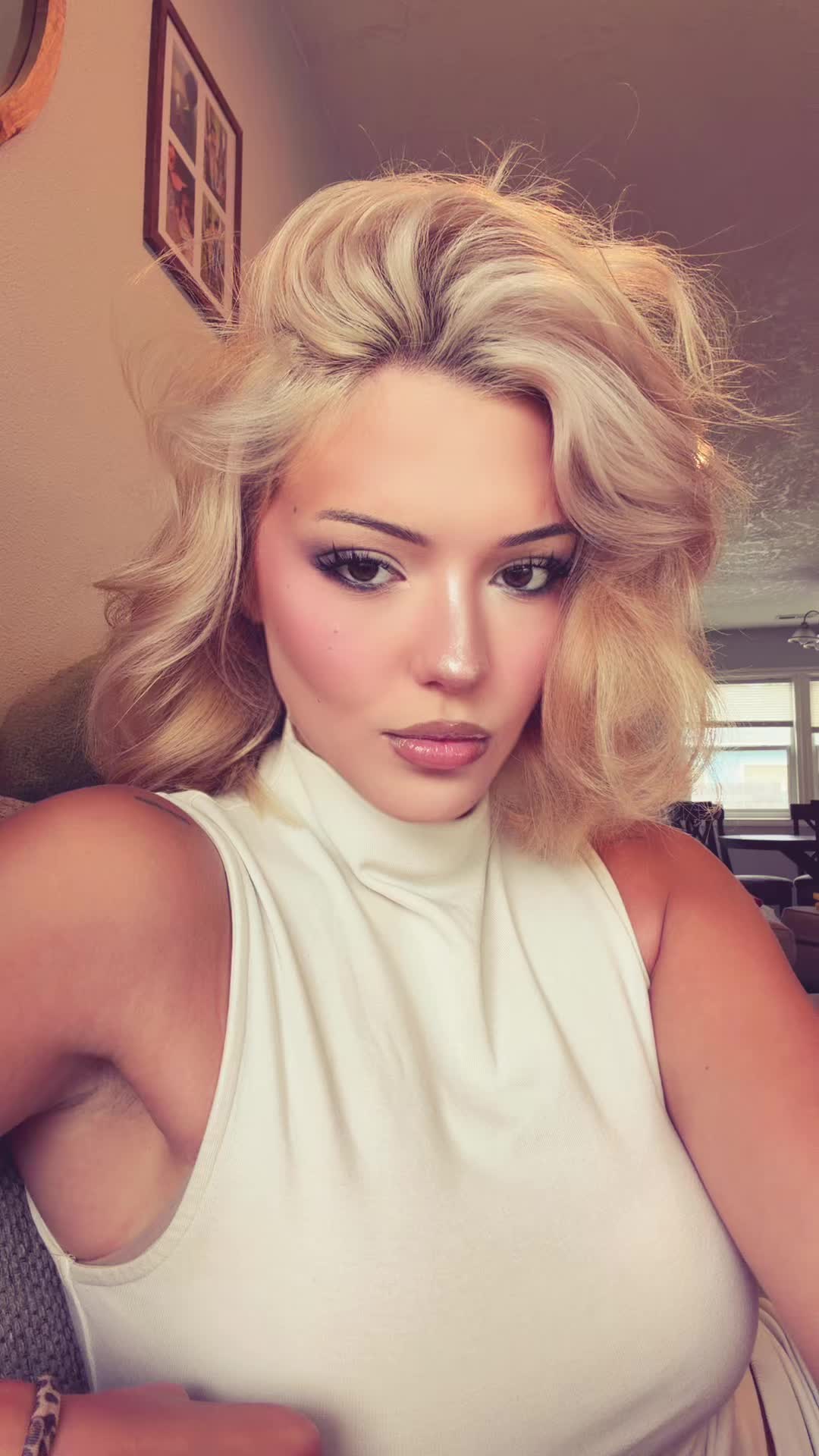 @glamwithavabella