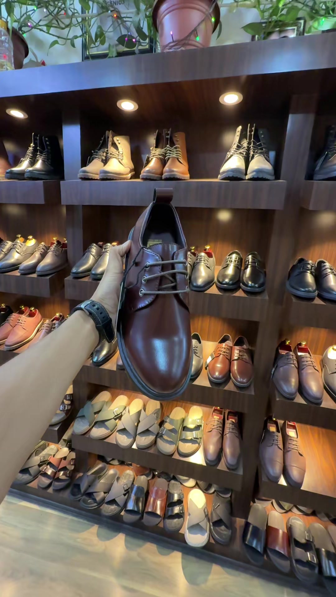 @caliber shoe people's plaza