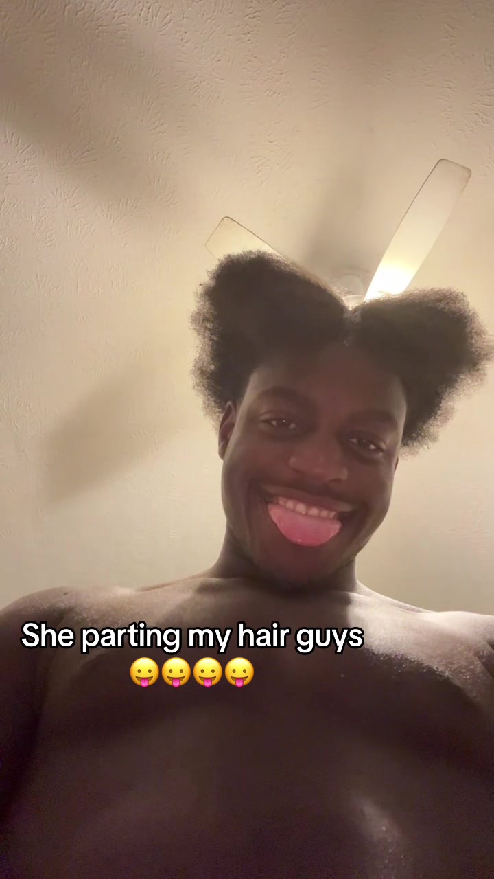 @Half🧍🏿Half🐴