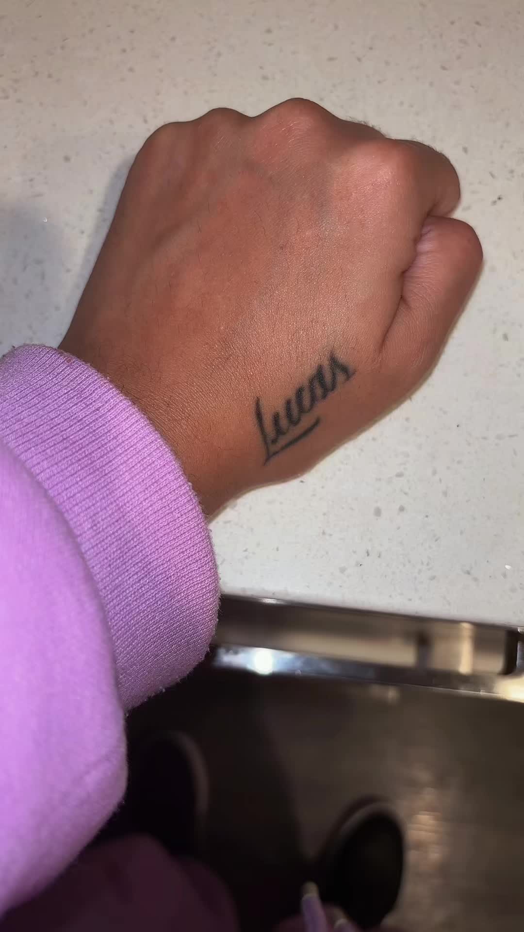 @Valentina