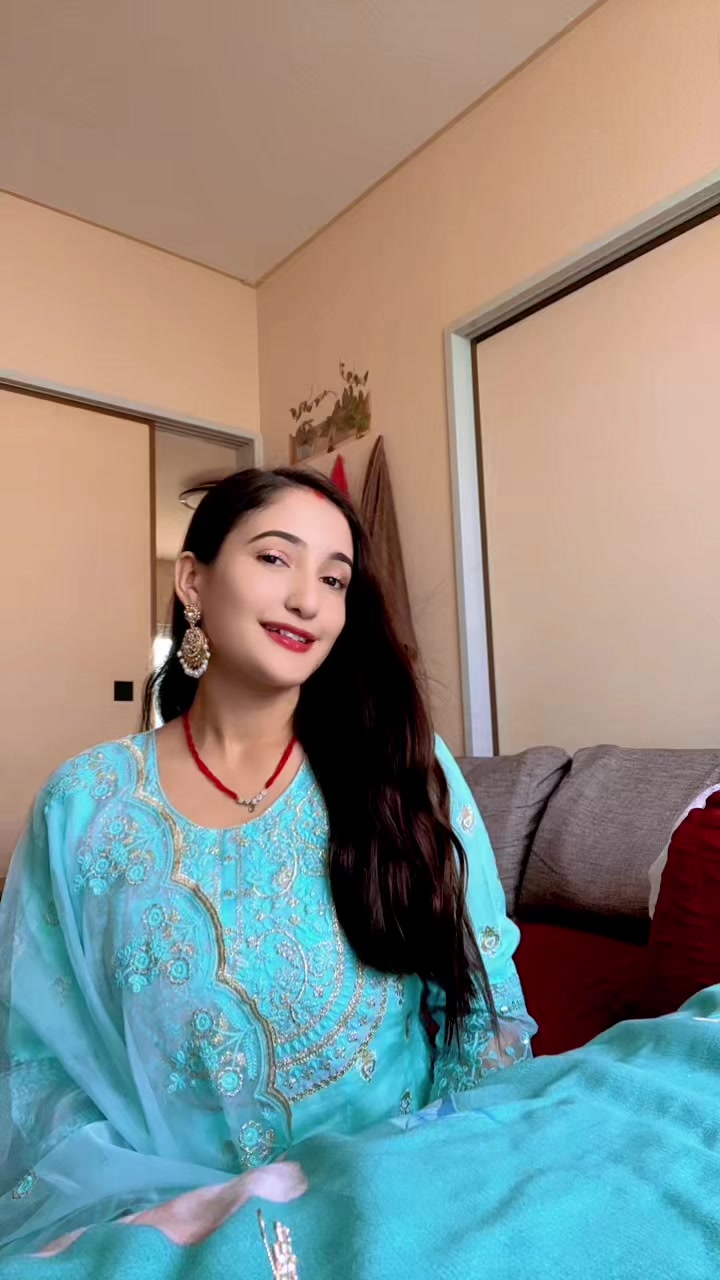 @🦋