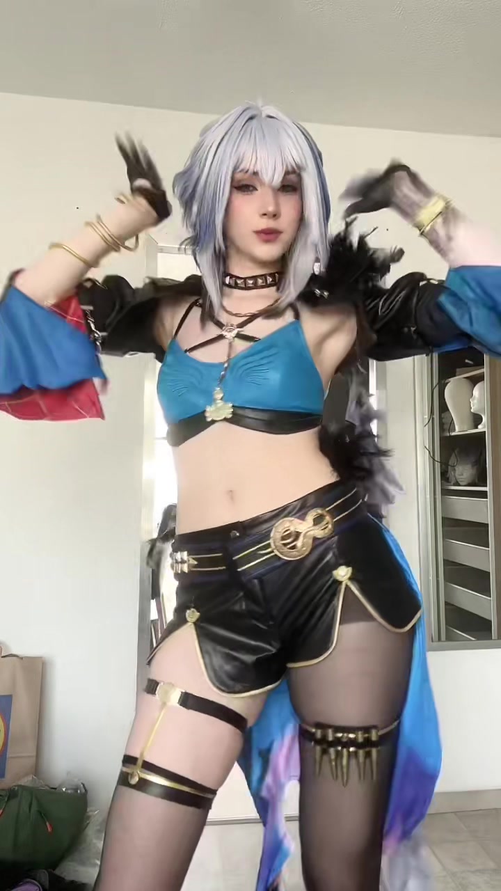 @noeli 𝜗ৎ