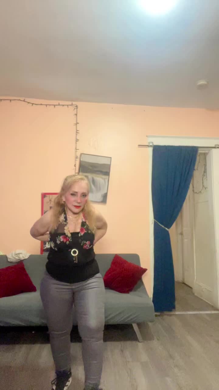 @Linda Castro