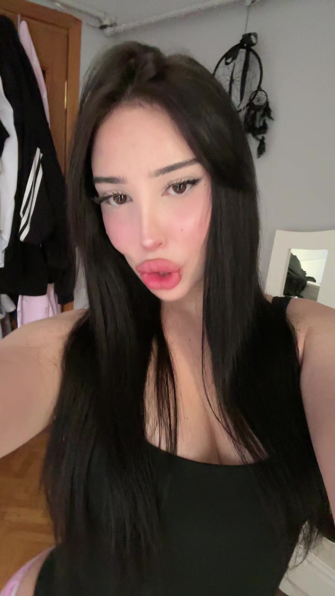 @𝐧𝐞𝐬𝐥𝐢𝐬𝐬🦢