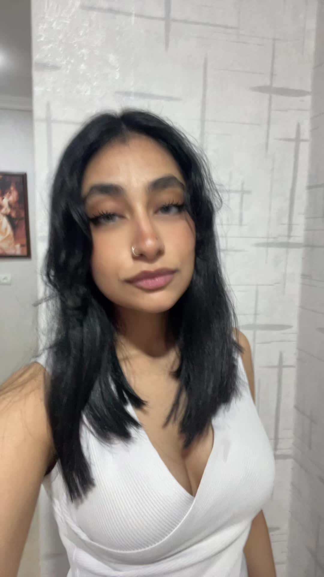 @Donyaaaa