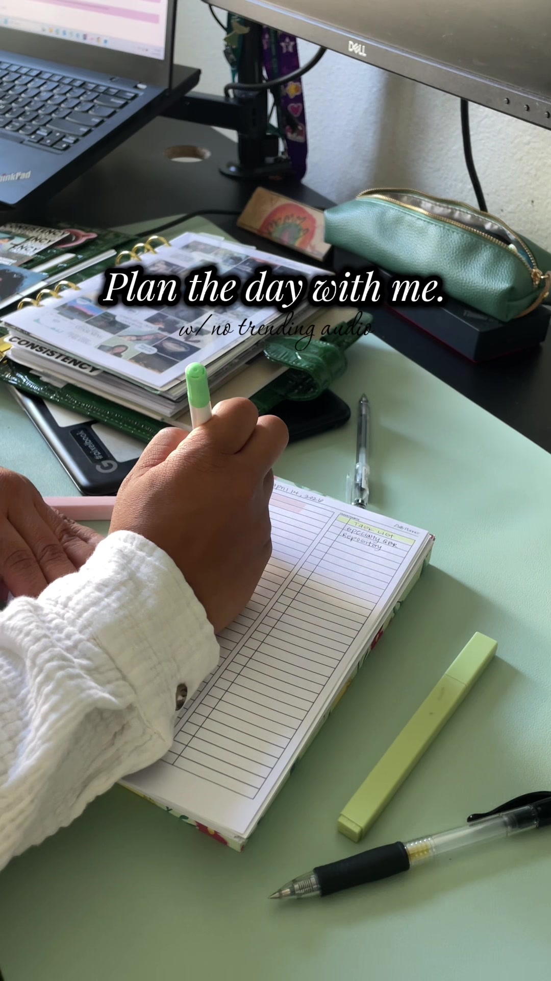 @MercayDeez | WFH Planner Mom