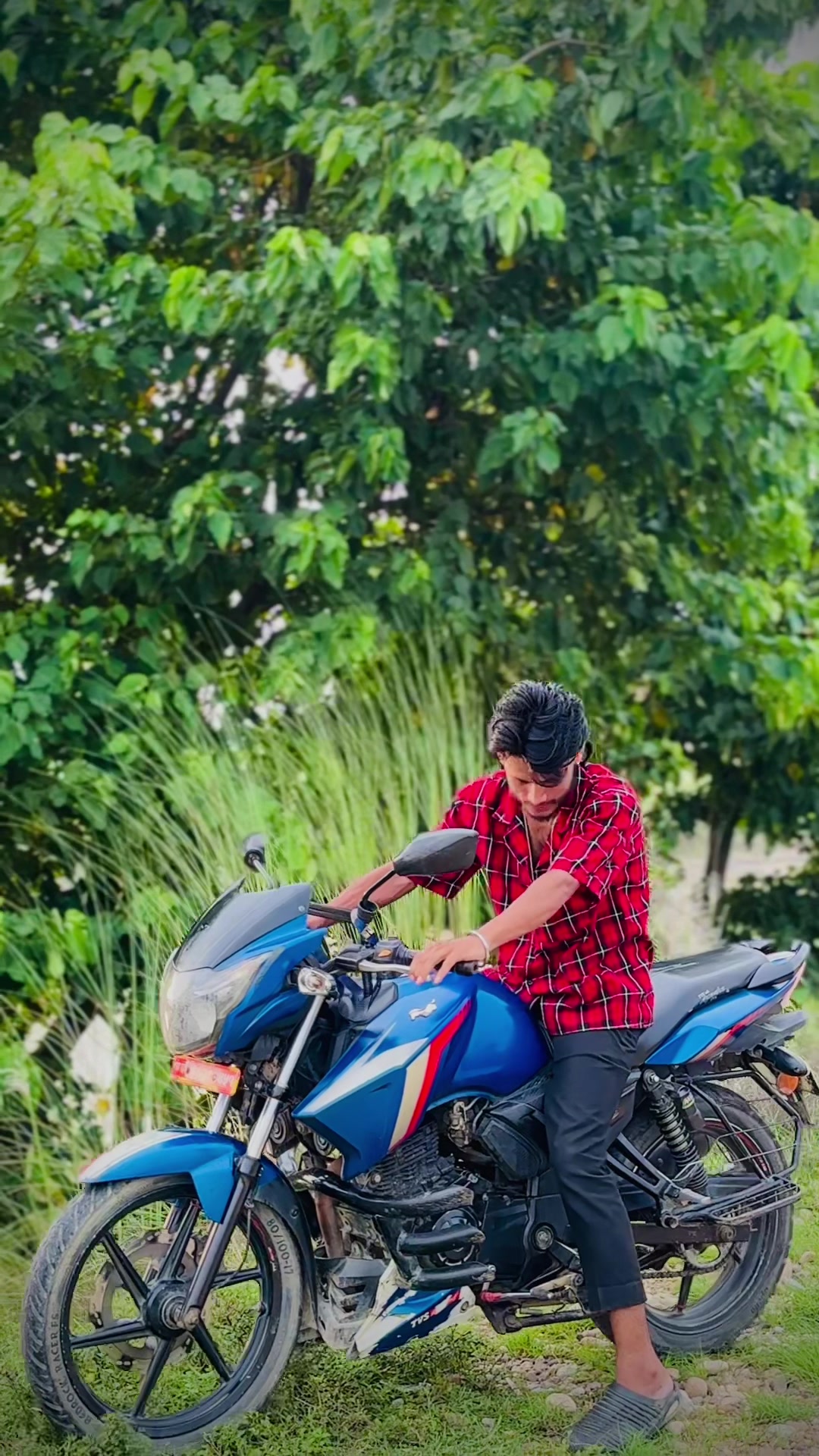 @⚓️Rambikesh 3 🦅🥷