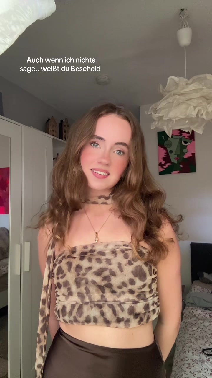 @Sophia 💫