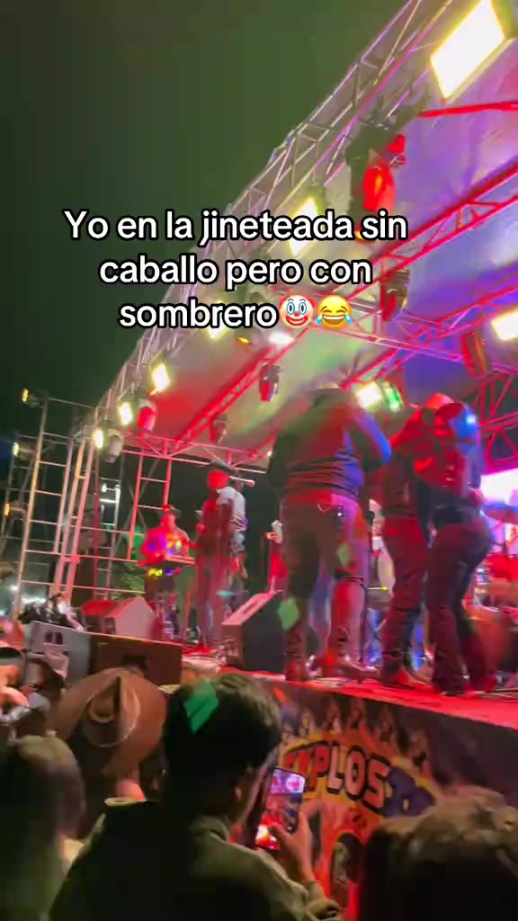 @Fabián Mena🏄🏼