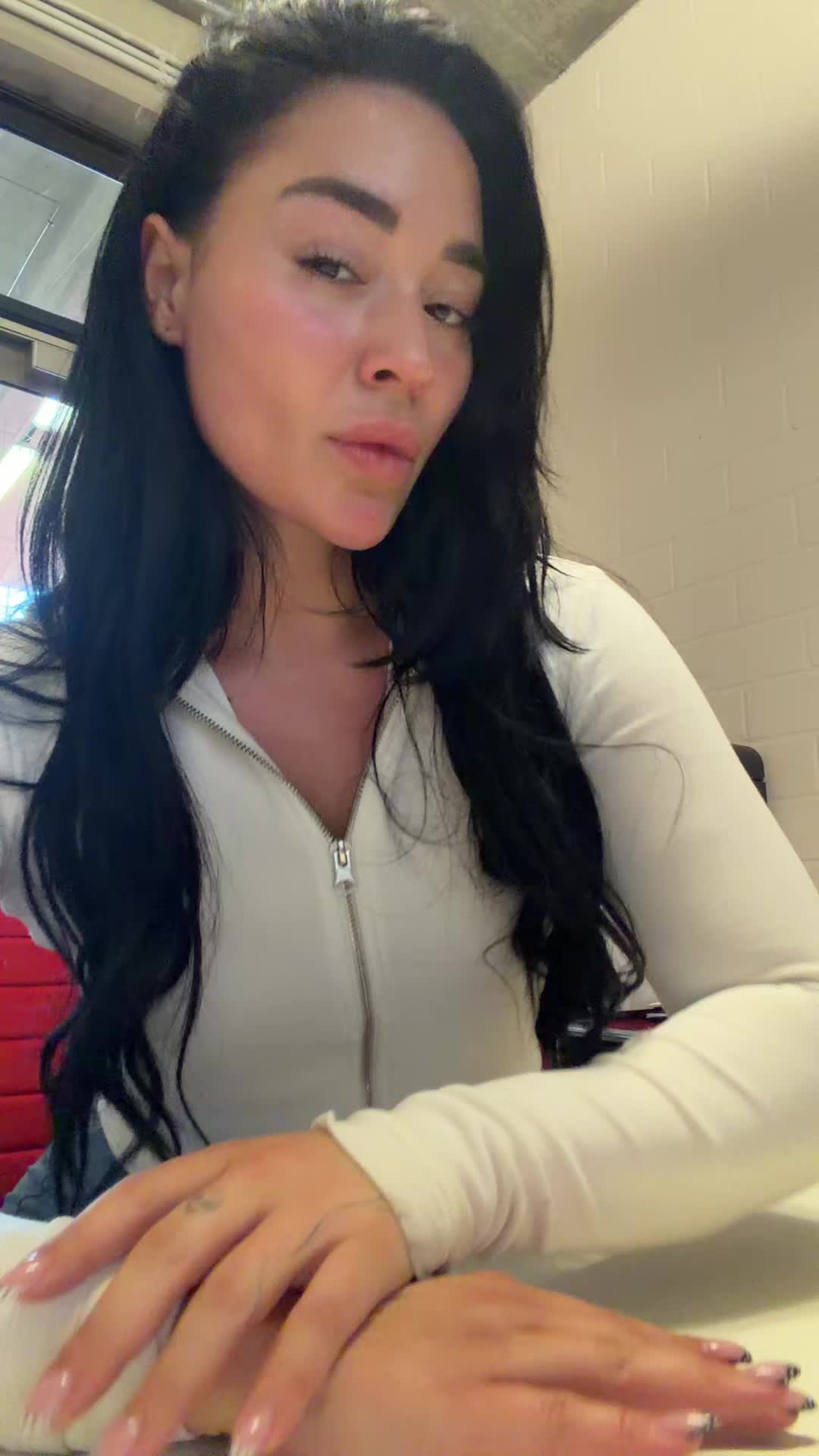 @bangbabsy