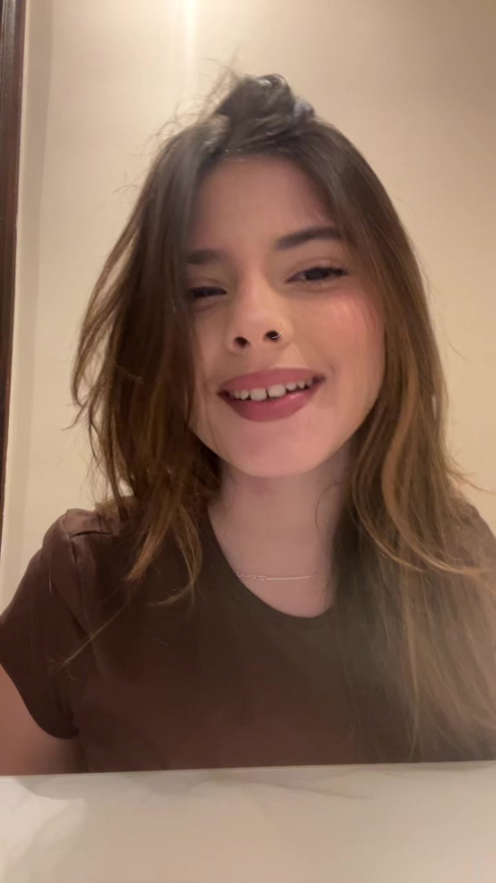 @LaraSerman💋