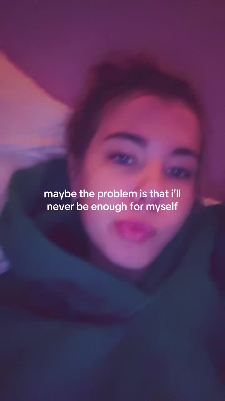 @holly