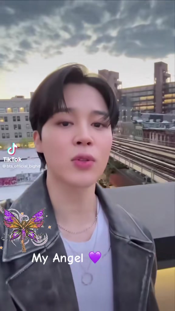 @SanK✨💜luvs✨💜BTS & ELVIS ⚡️🕺